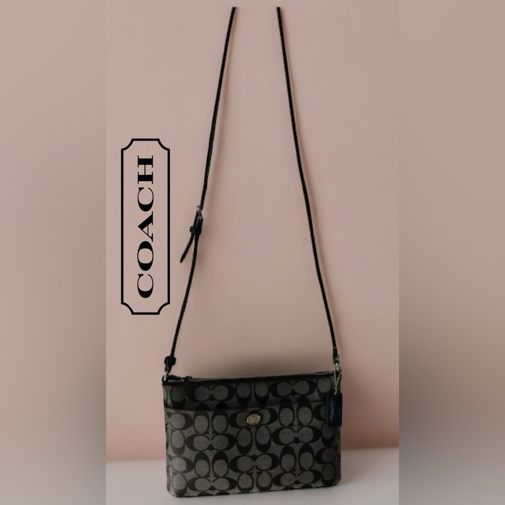 COACH Signature Black Canvas Crossbody preloved